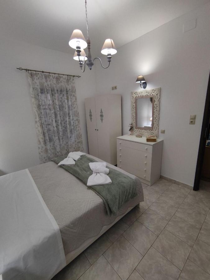 La Maison D Aspasia Kamilari Bagian luar foto