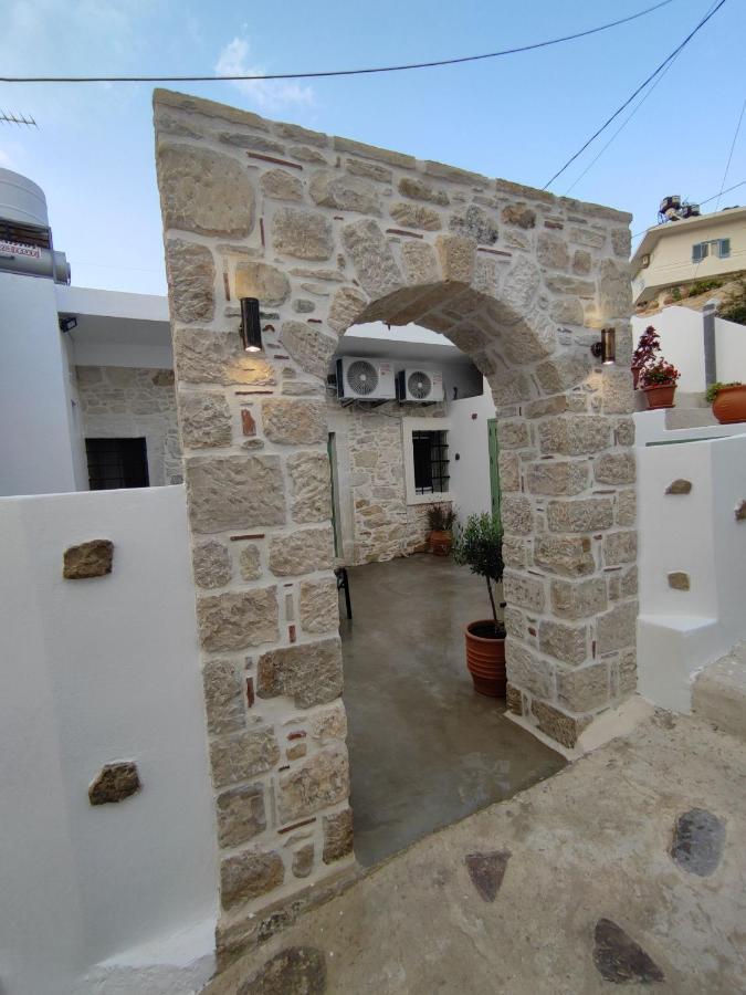 La Maison D Aspasia Kamilari Bagian luar foto